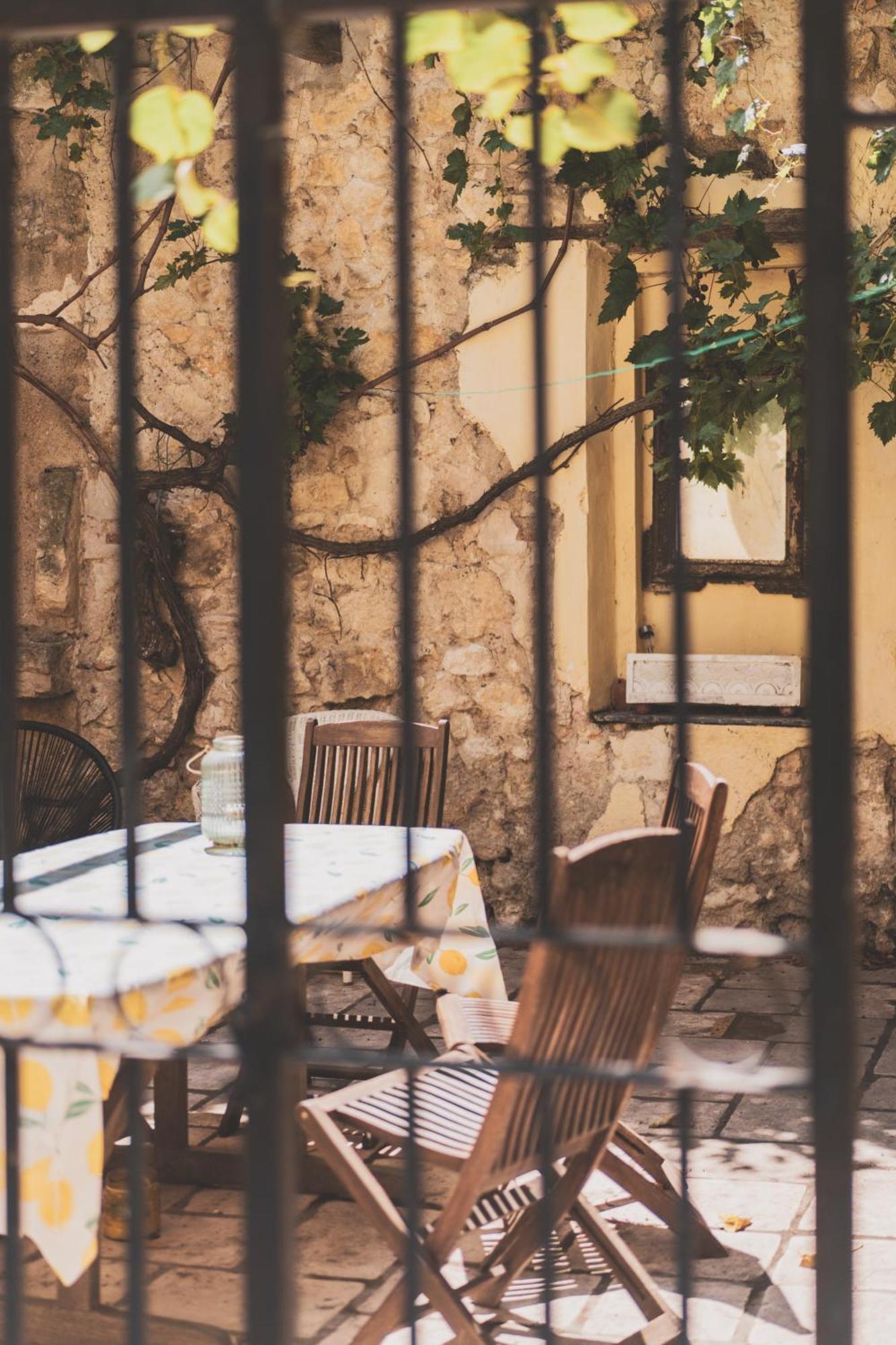 Cuxac-dʼAude Maison Pelissier Bed And Breakfast With Sweeming Pool المظهر الخارجي الصورة